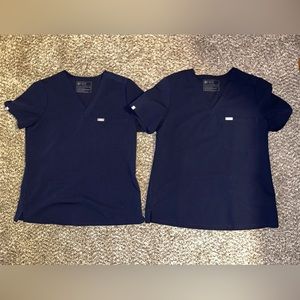 2 Figs Navy Catarina scrub tops size M